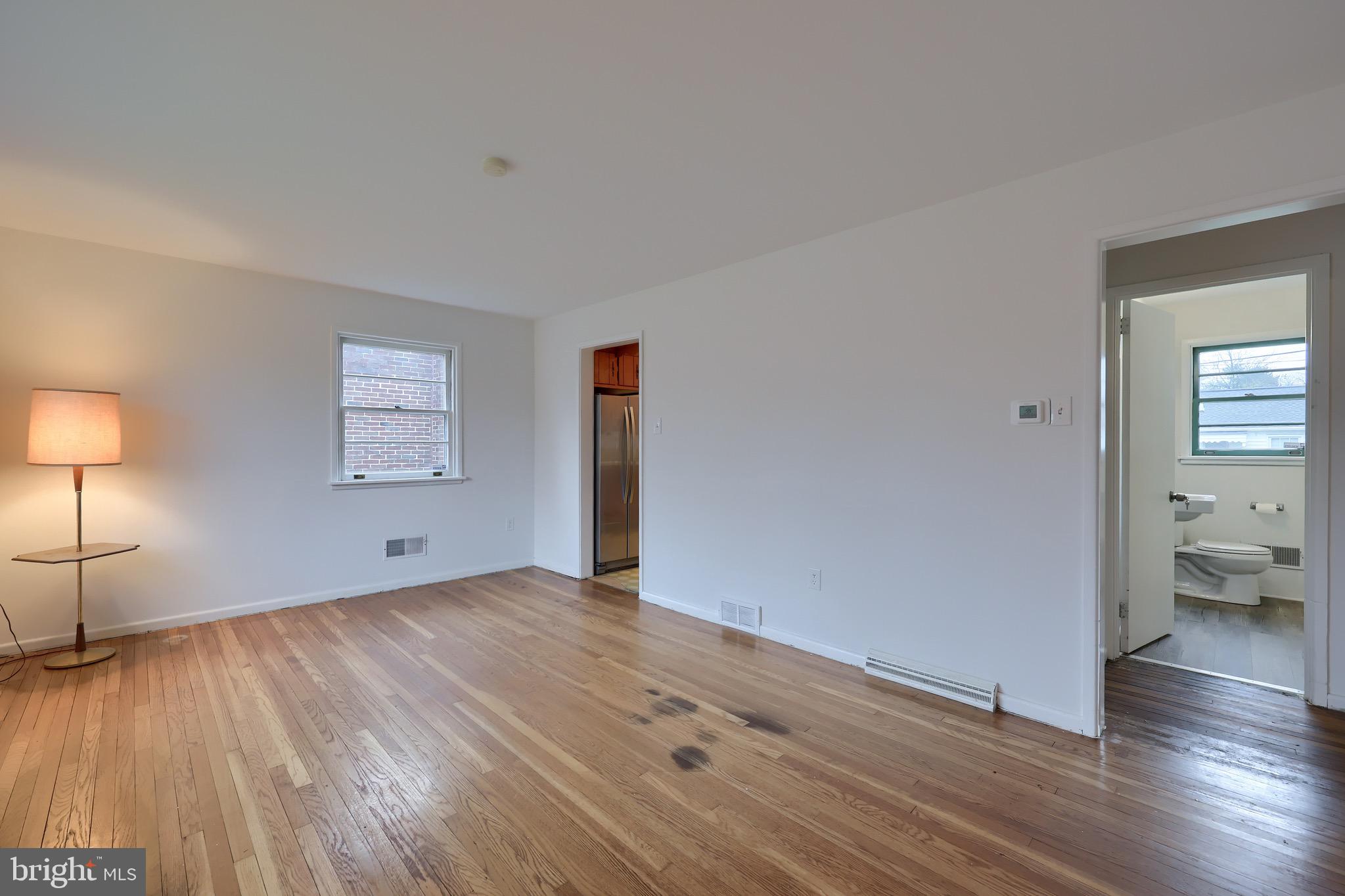 8TH WARD - Residential