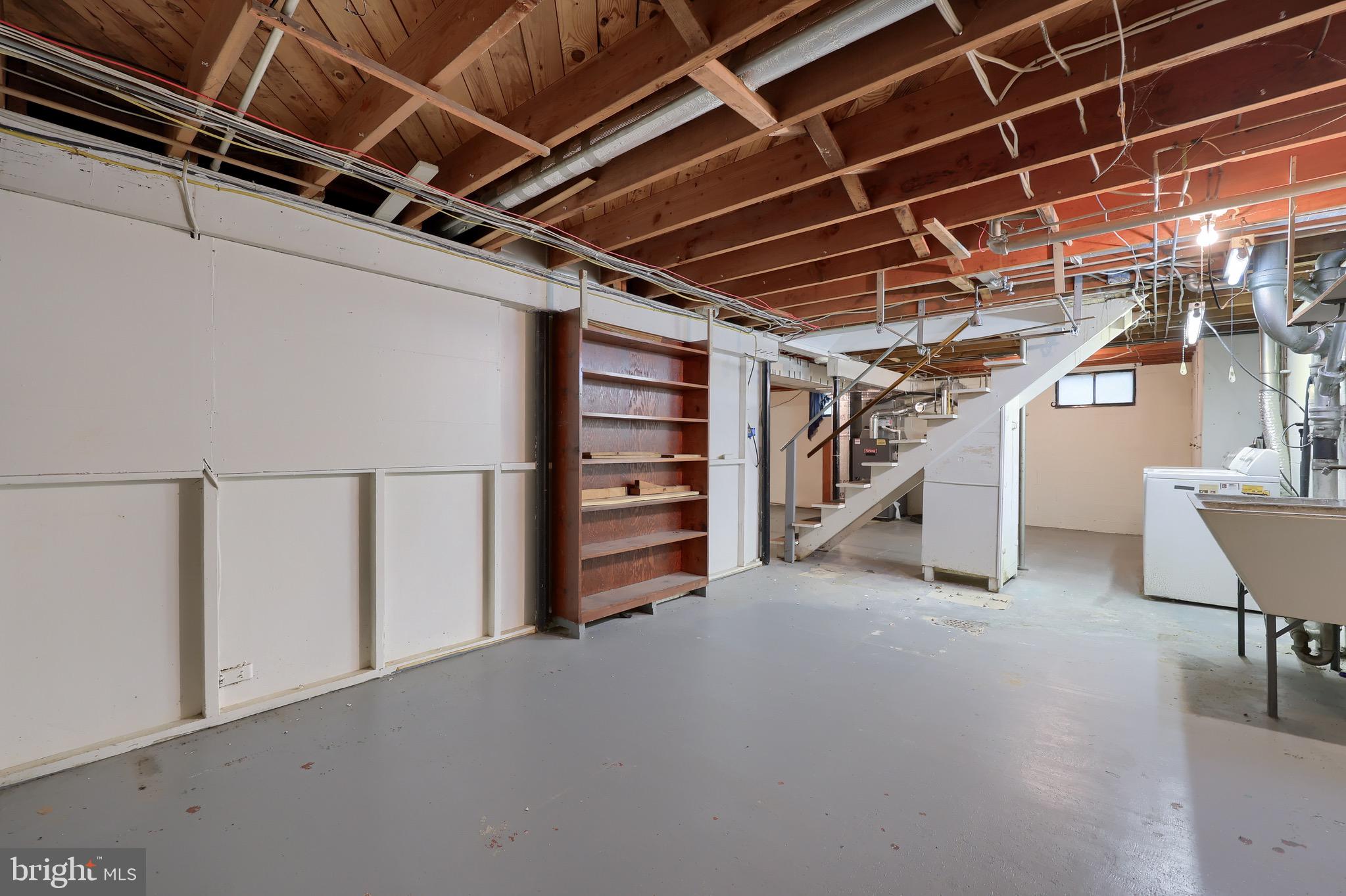 8TH WARD - Residential