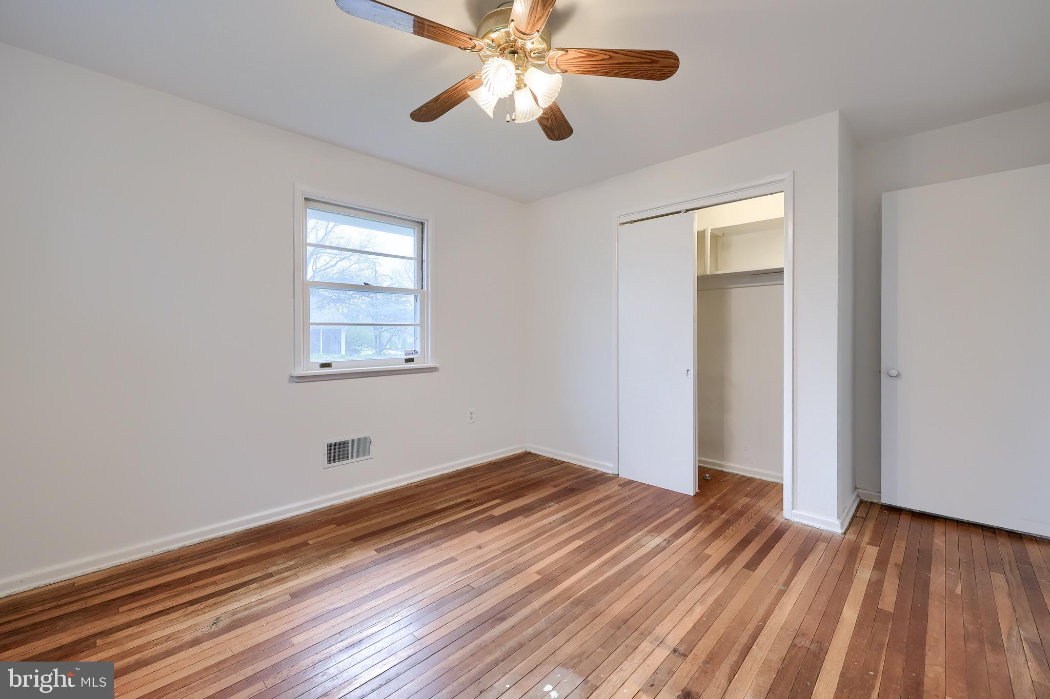 8TH WARD - Residential