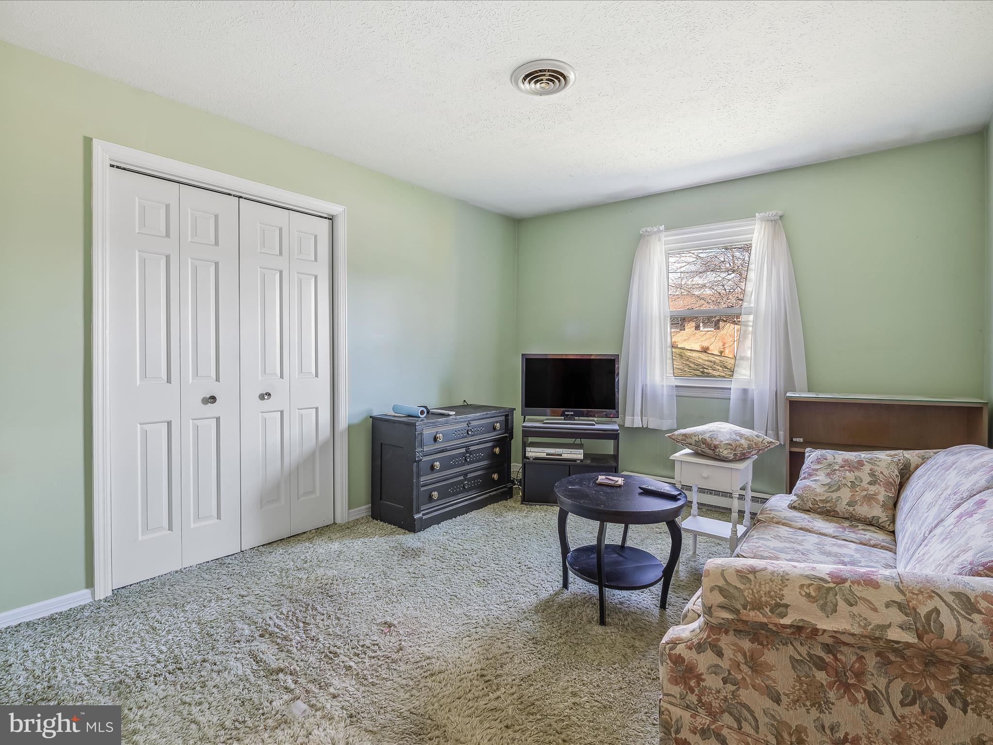 PIKE VIEW ACRES - Residential