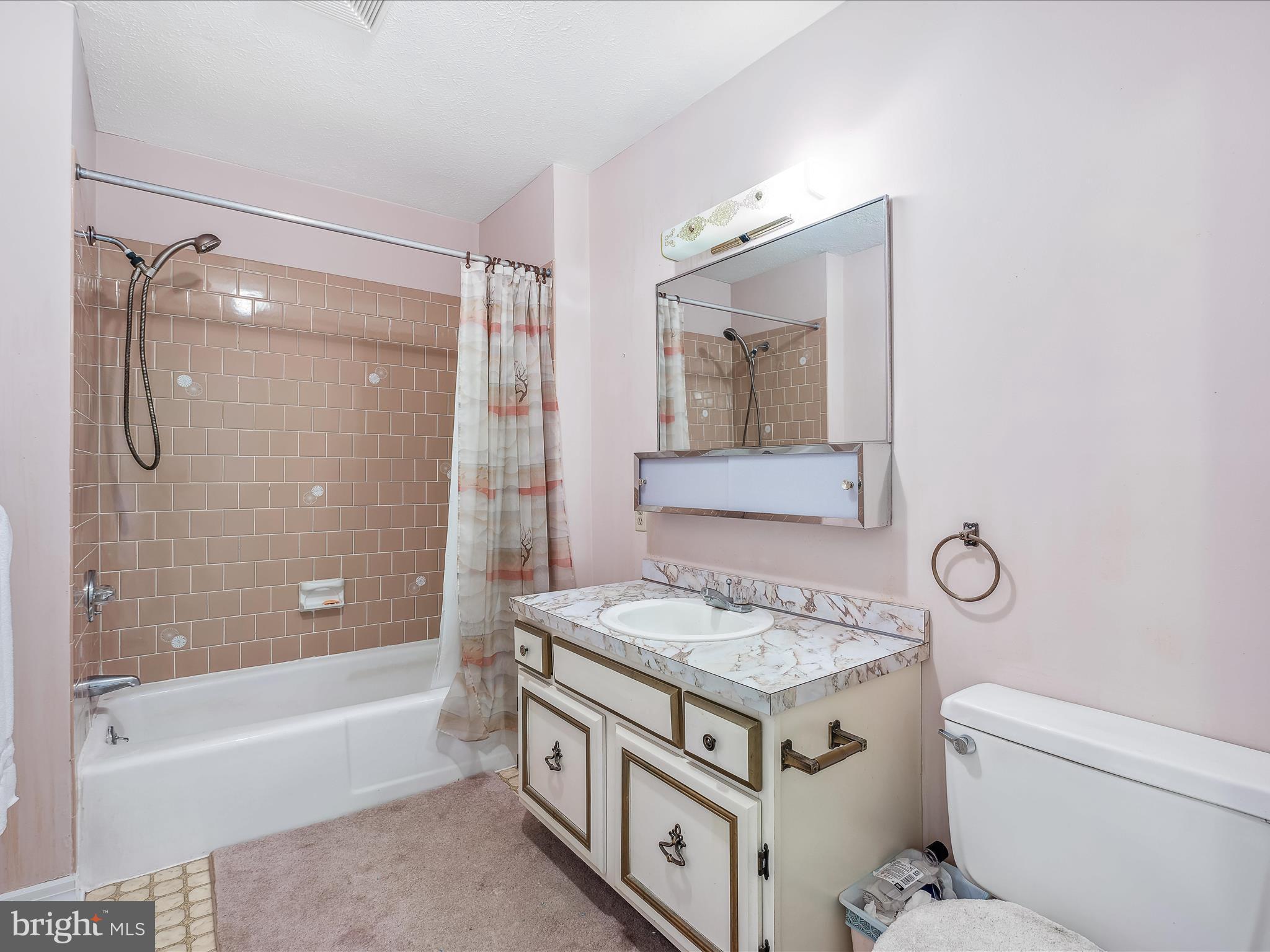 PIKE VIEW ACRES - Residential