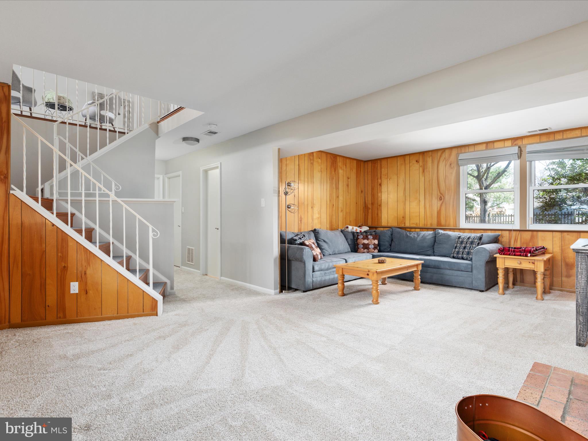 FOX MILL ESTATES - Residential