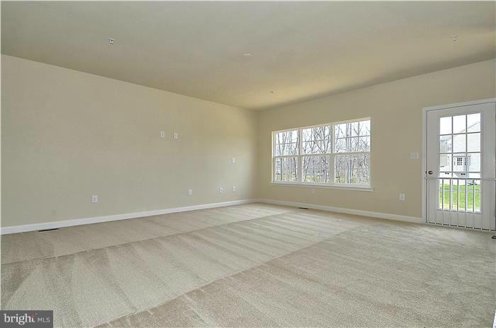 WOODS OF MYRTLE POINT - Residential