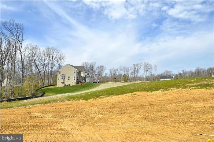 WOODS OF MYRTLE POINT - Residential