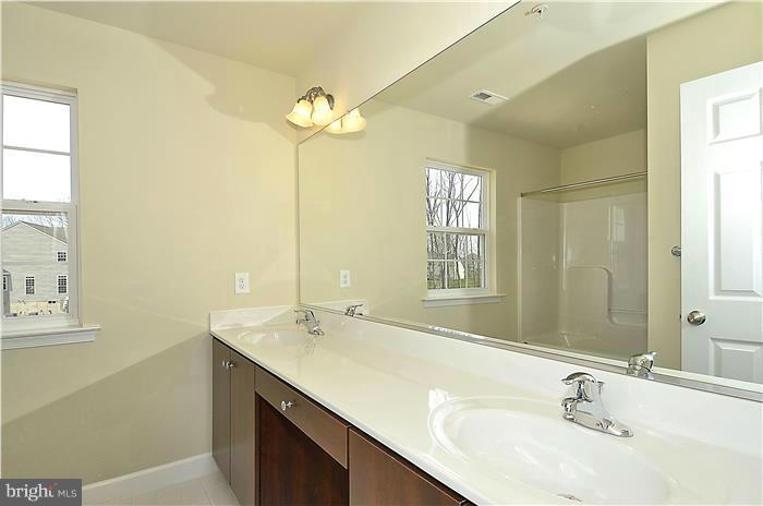 WOODS OF MYRTLE POINT - Residential