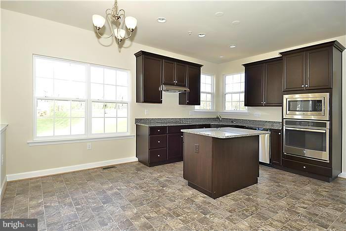 WOODS OF MYRTLE POINT - Residential