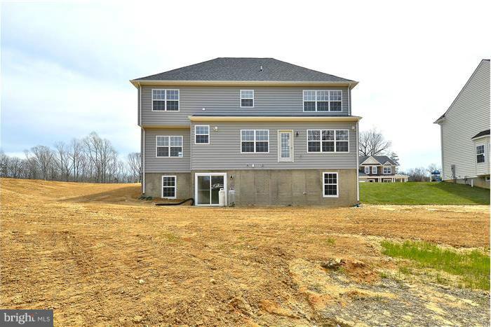 WOODS OF MYRTLE POINT - Residential