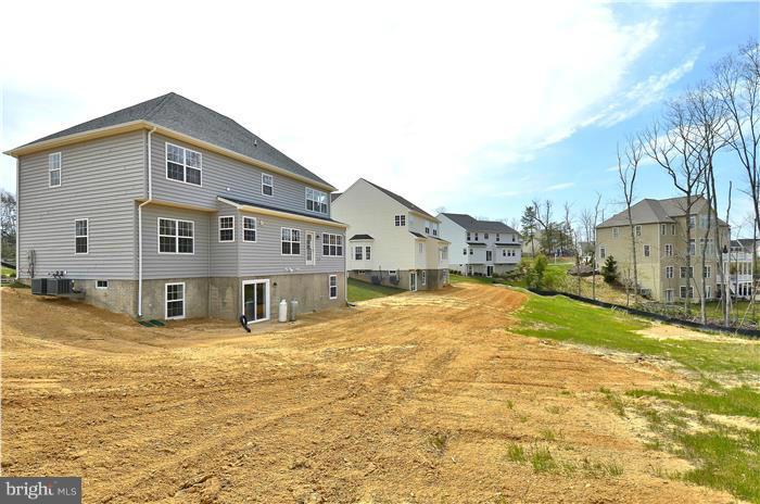 WOODS OF MYRTLE POINT - Residential