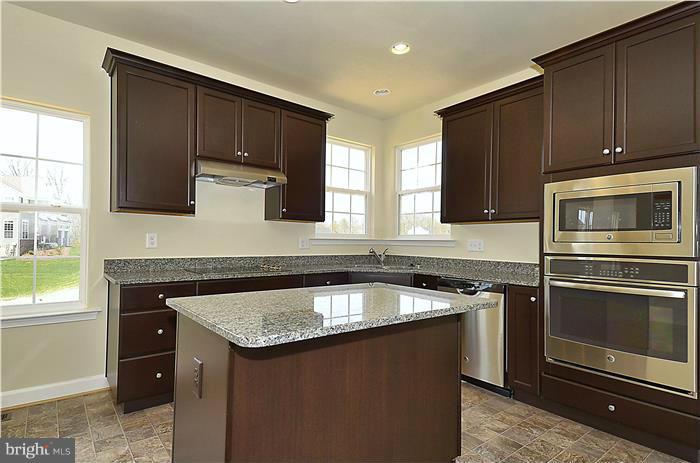 WOODS OF MYRTLE POINT - Residential