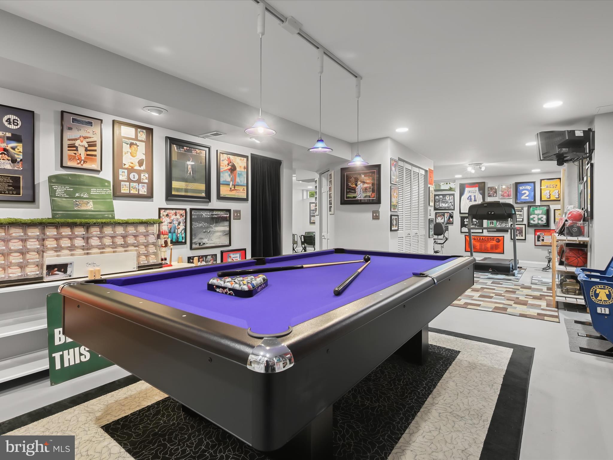 HUNT CLUB ESTATES - Residential