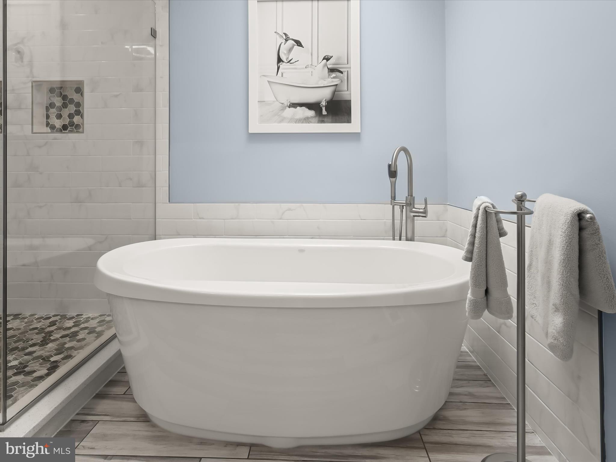 HUNT CLUB ESTATES - Residential