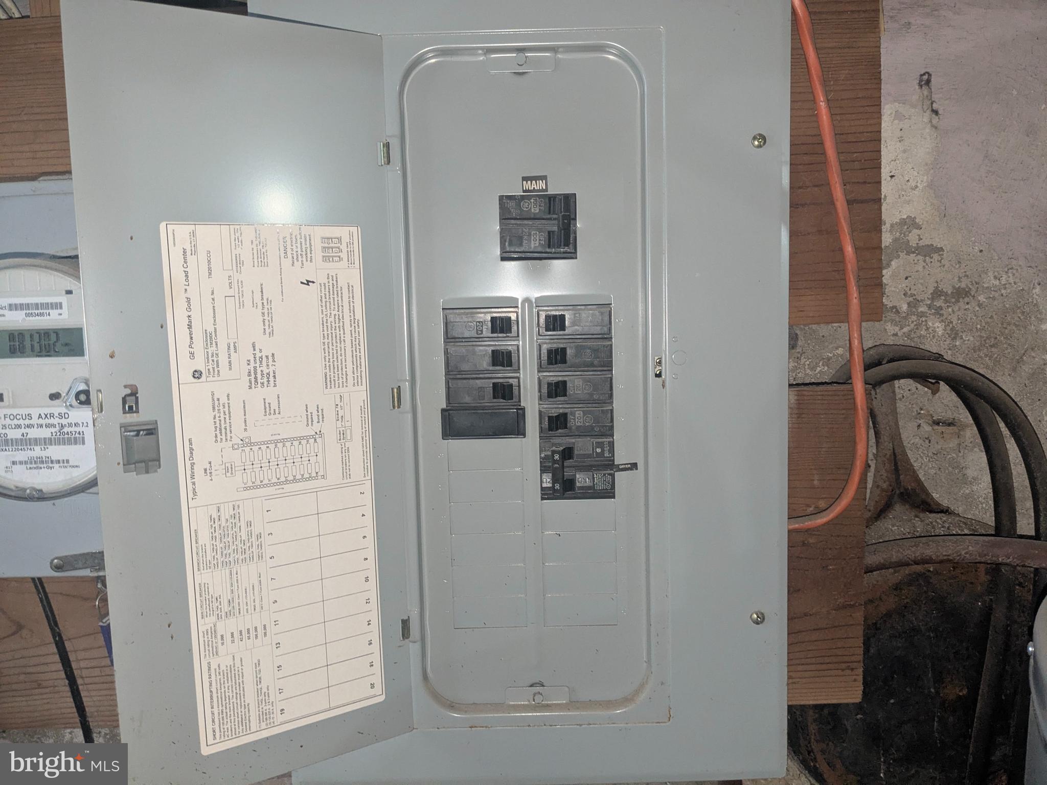 POINT BREEZE - Residential