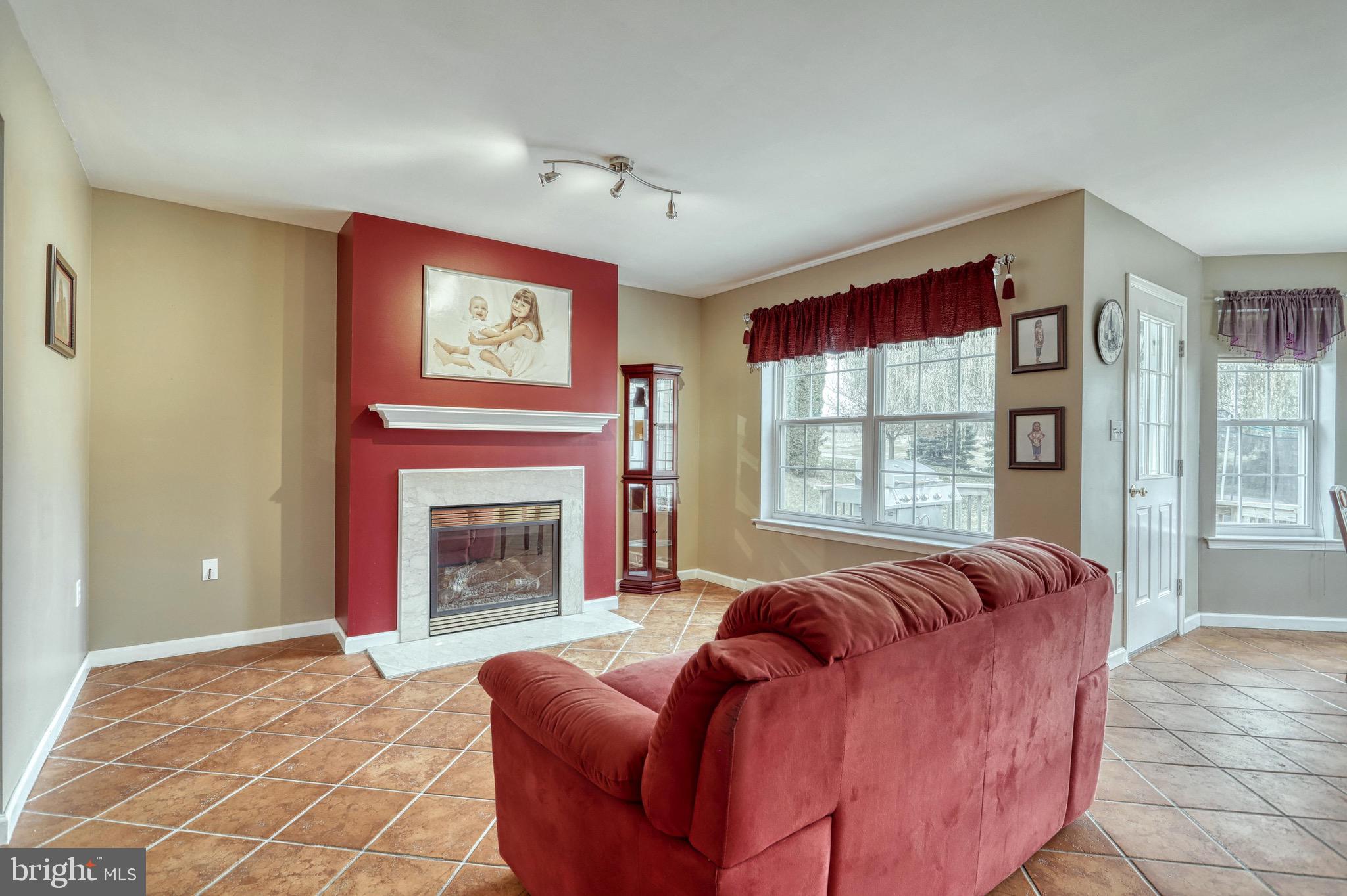 BLOSSOM HILL - Residential