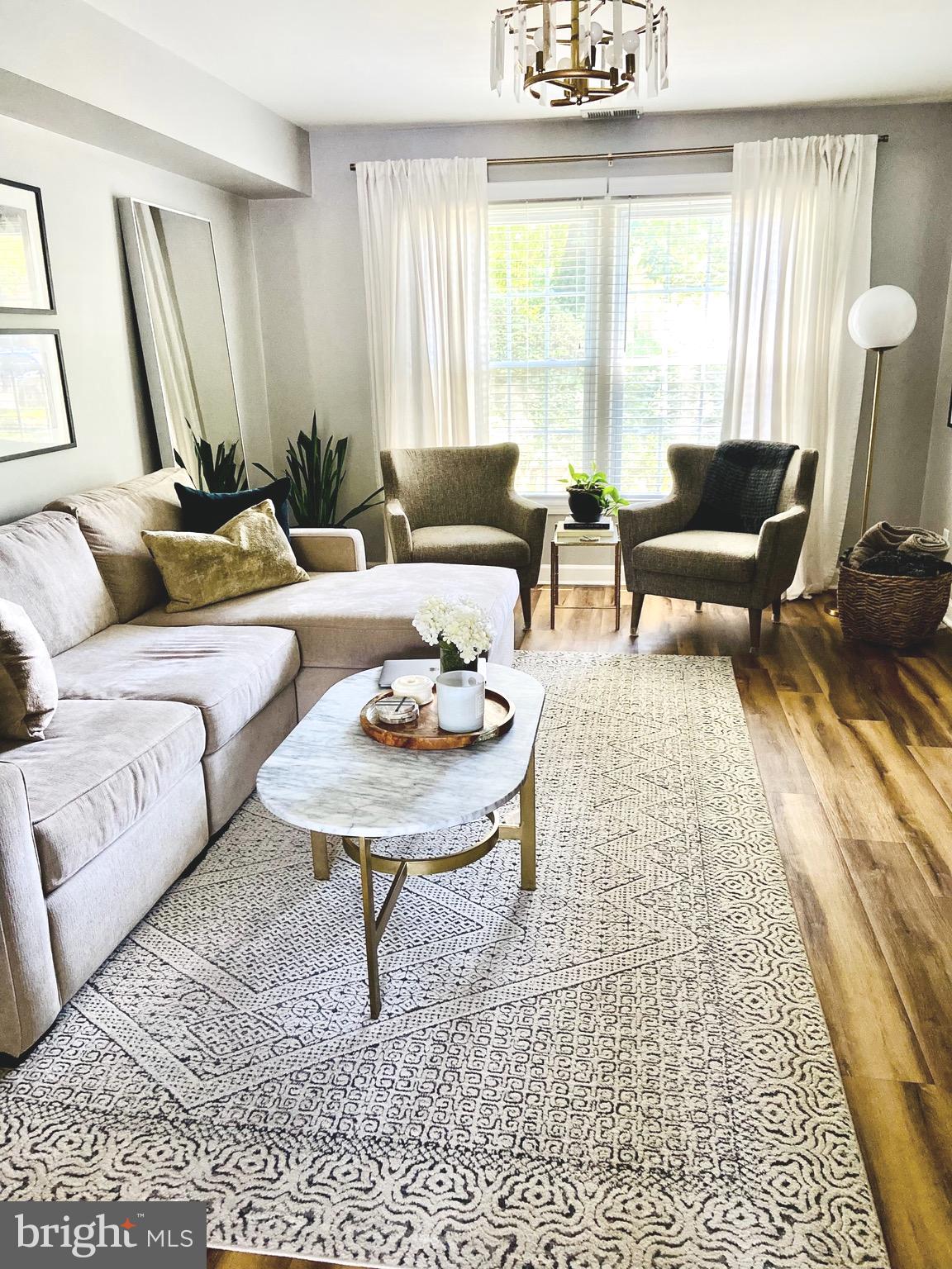 CARDINAL FOREST - Residential Lease