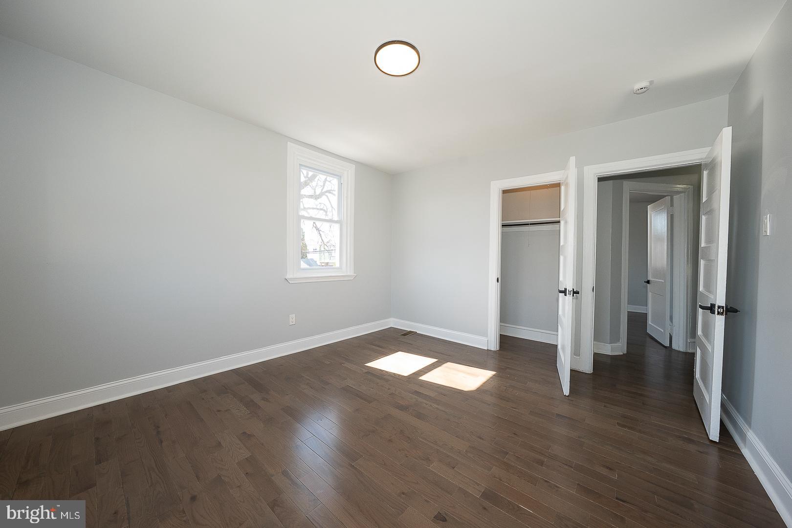 KIRKLAND - Residential