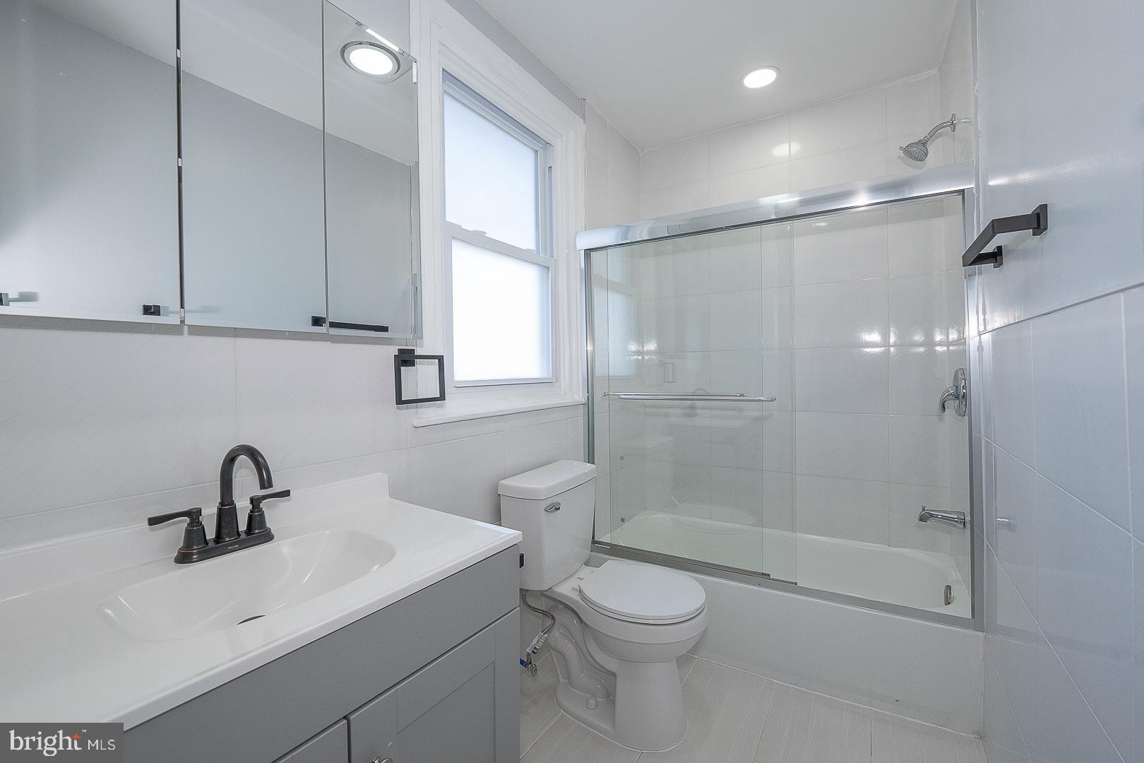 KIRKLAND - Residential