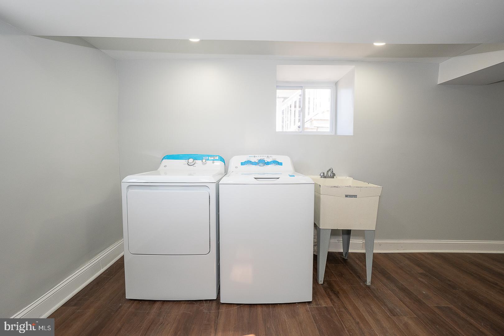 KIRKLAND - Residential