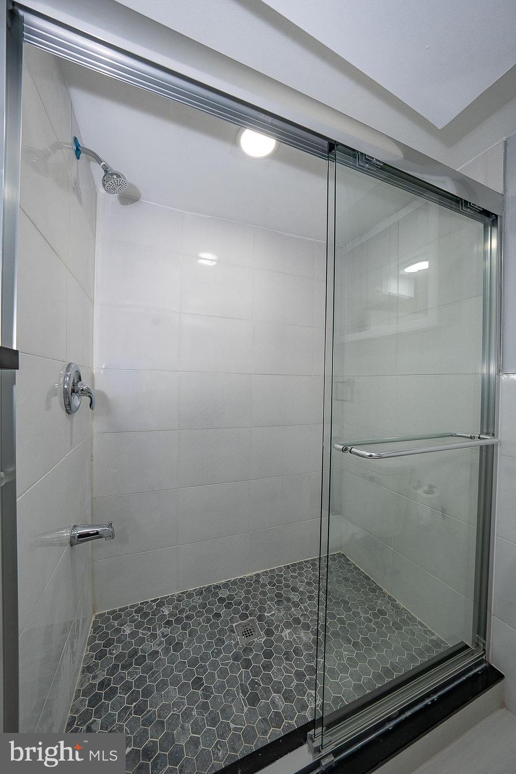 KIRKLAND - Residential