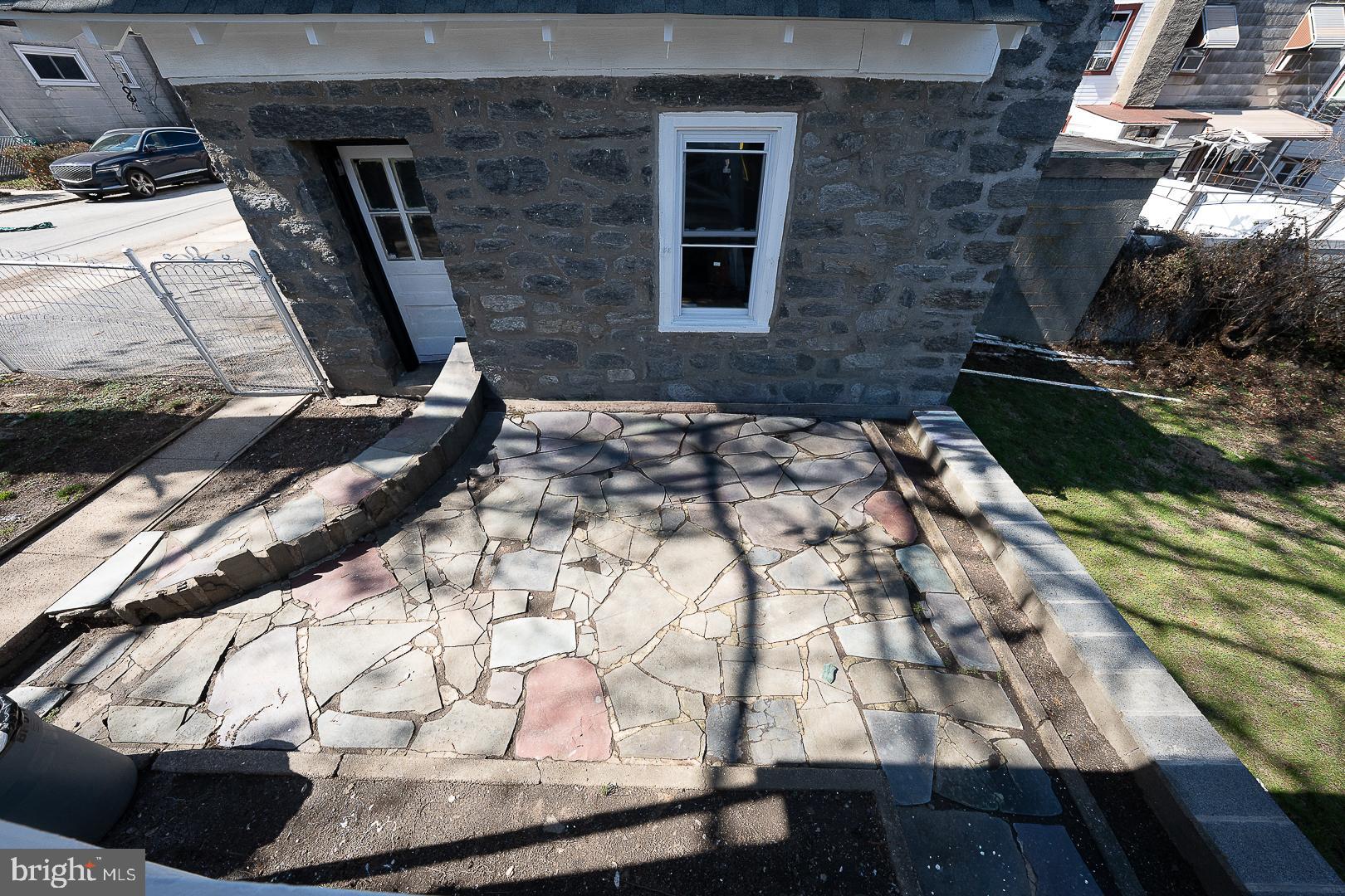 KIRKLAND - Residential