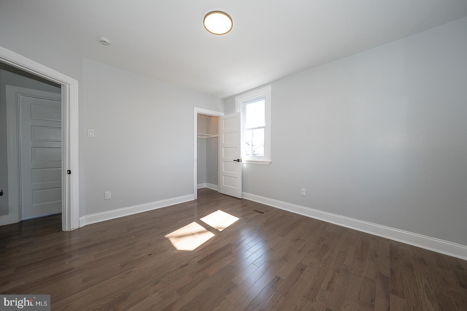 KIRKLAND - Residential