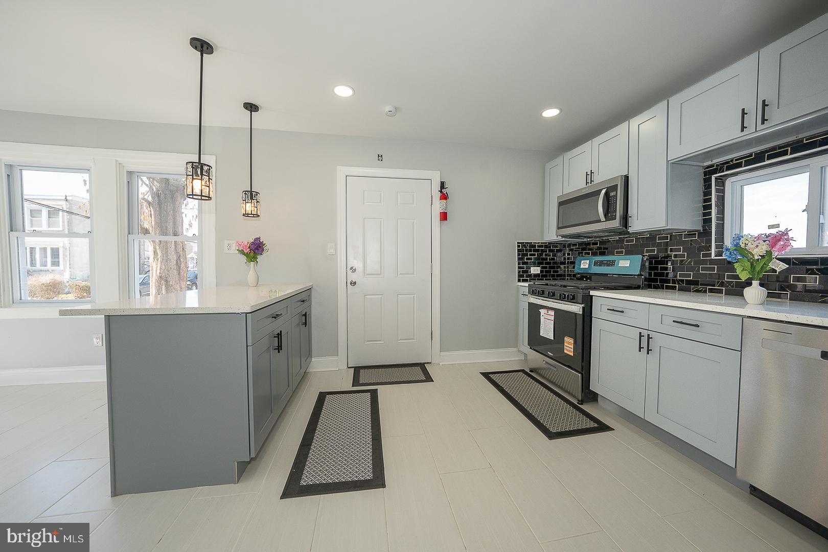 KIRKLAND - Residential