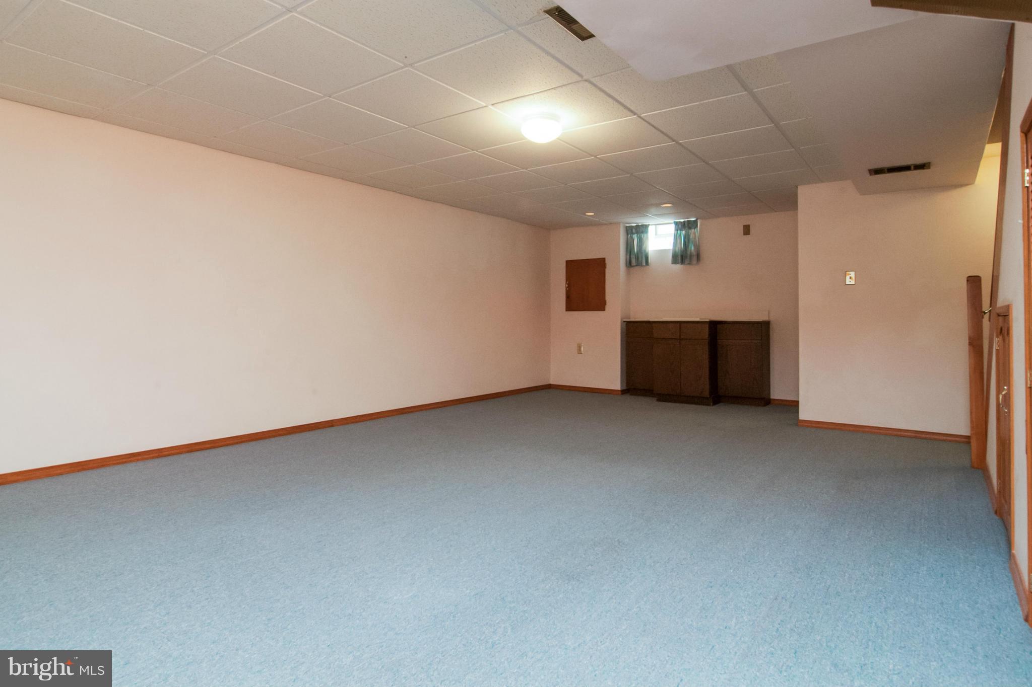 WILKER COURT - Residential