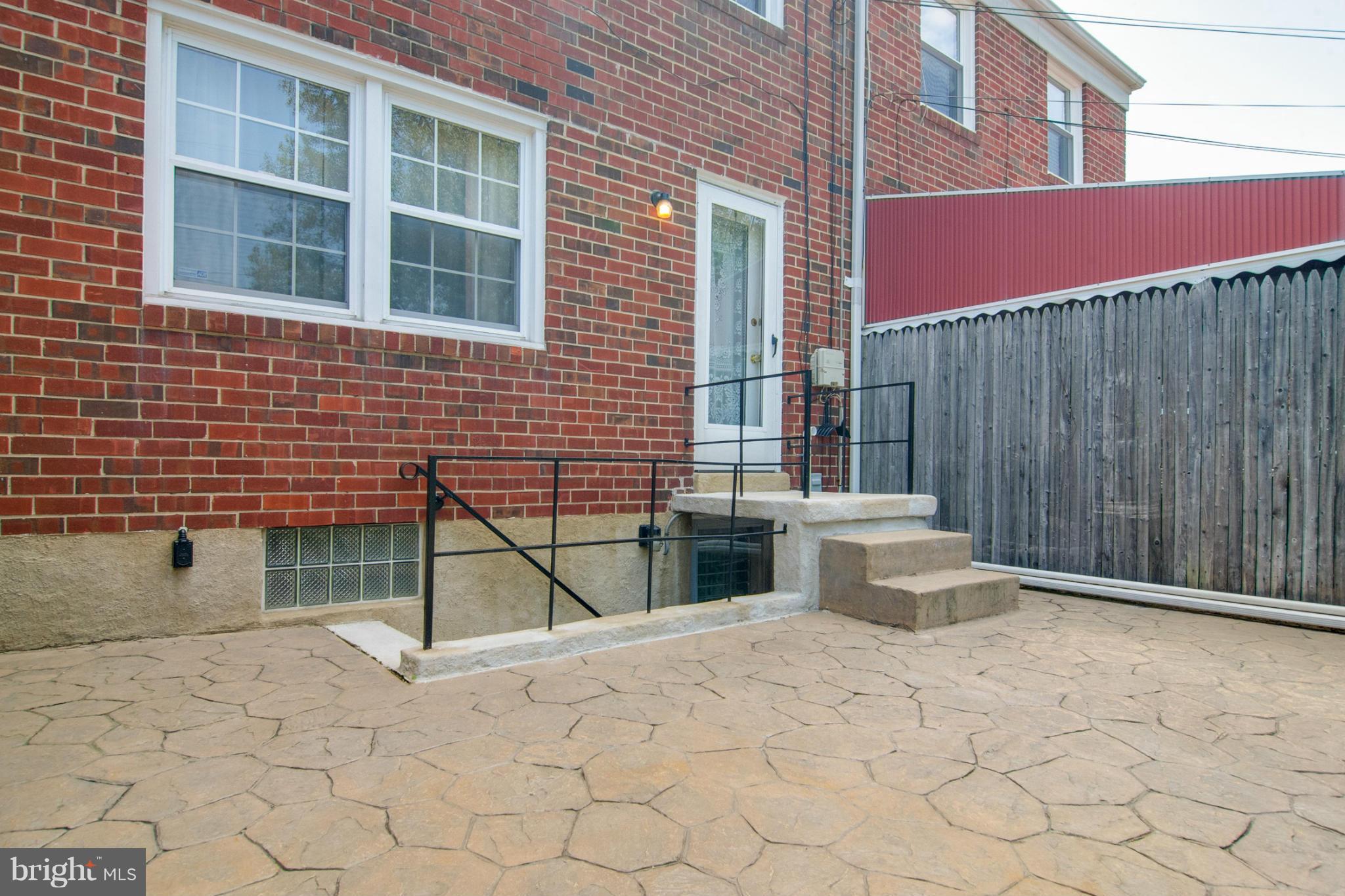 WILKER COURT - Residential