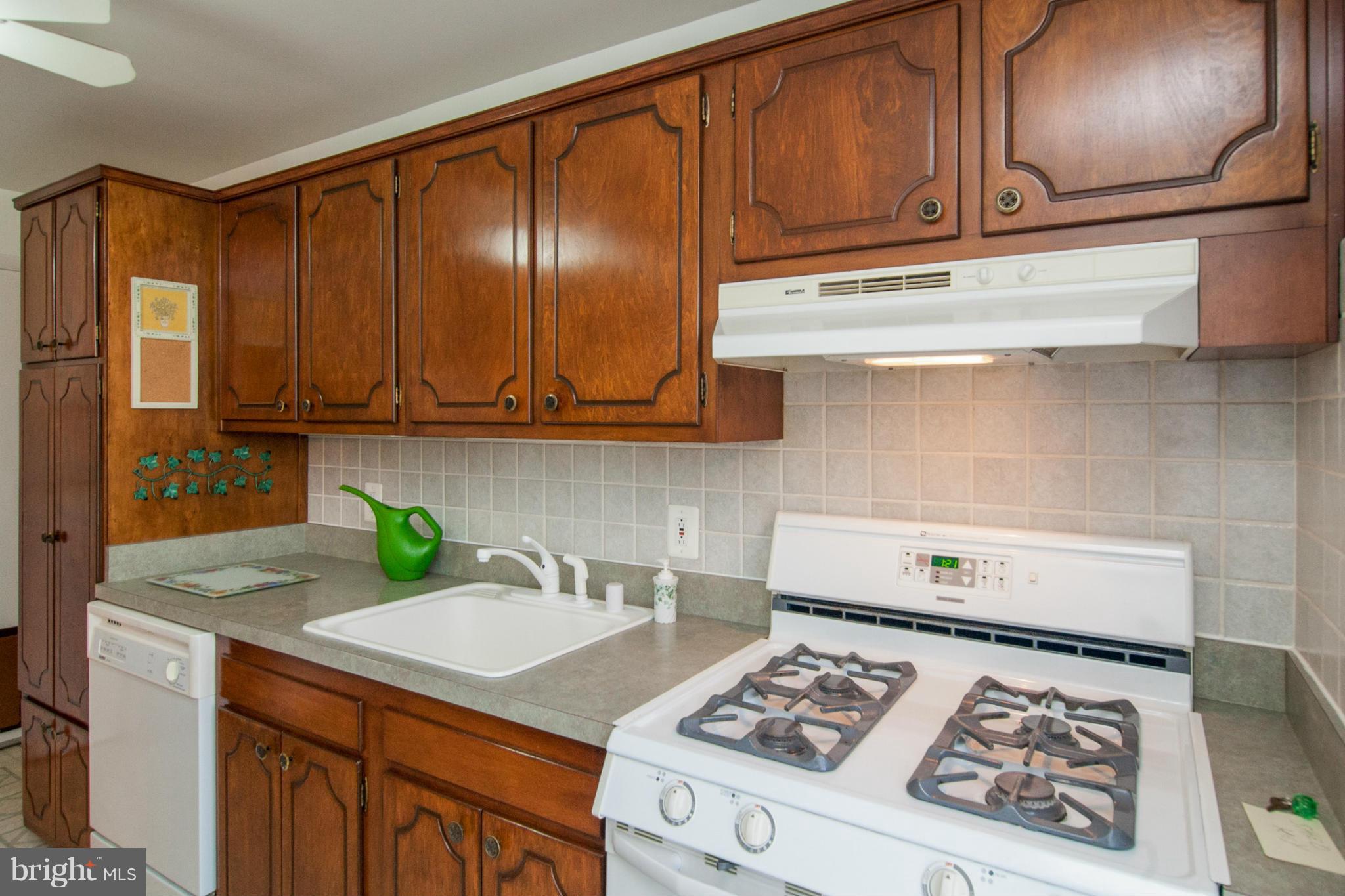 WILKER COURT - Residential