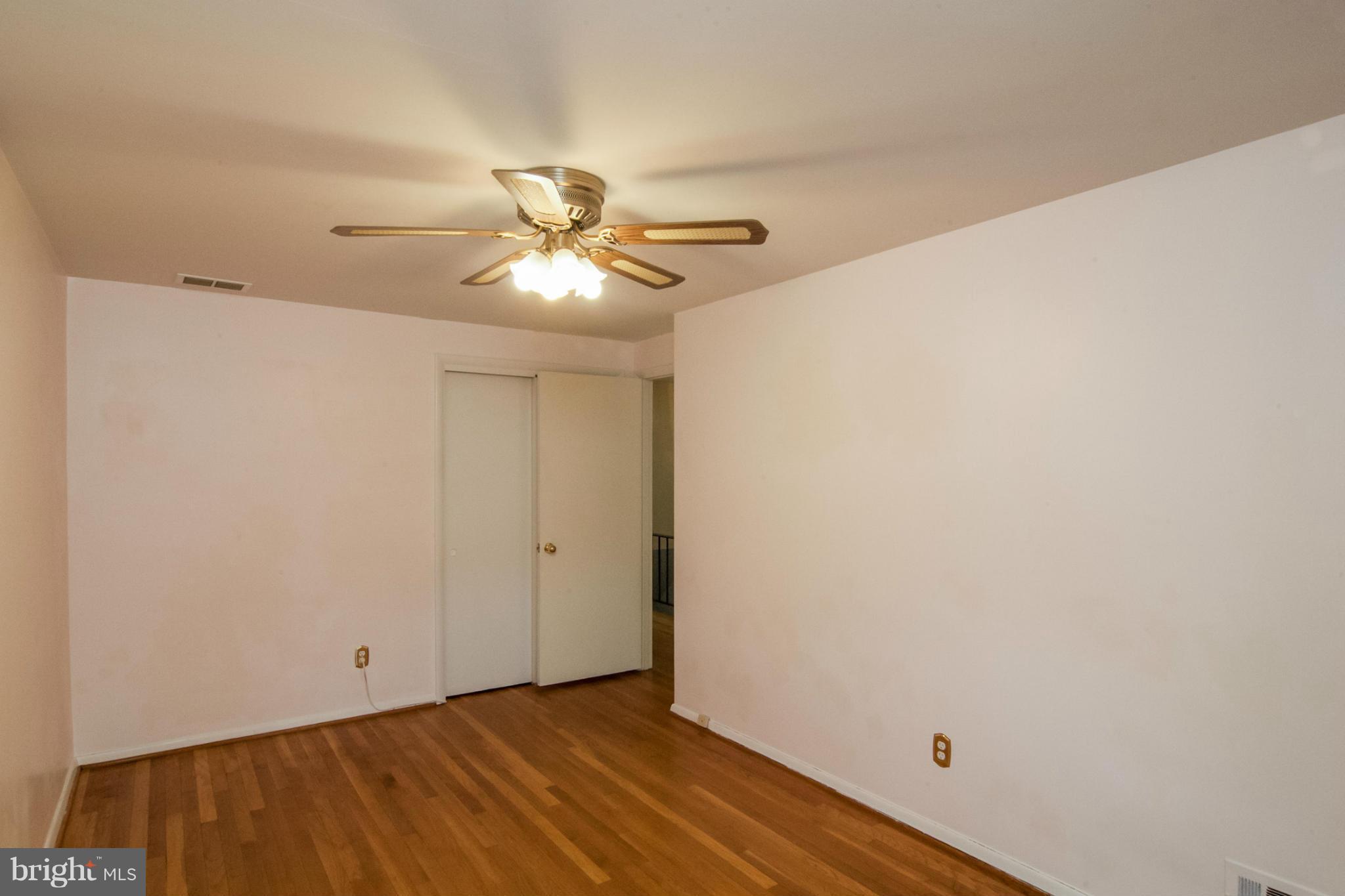 WILKER COURT - Residential