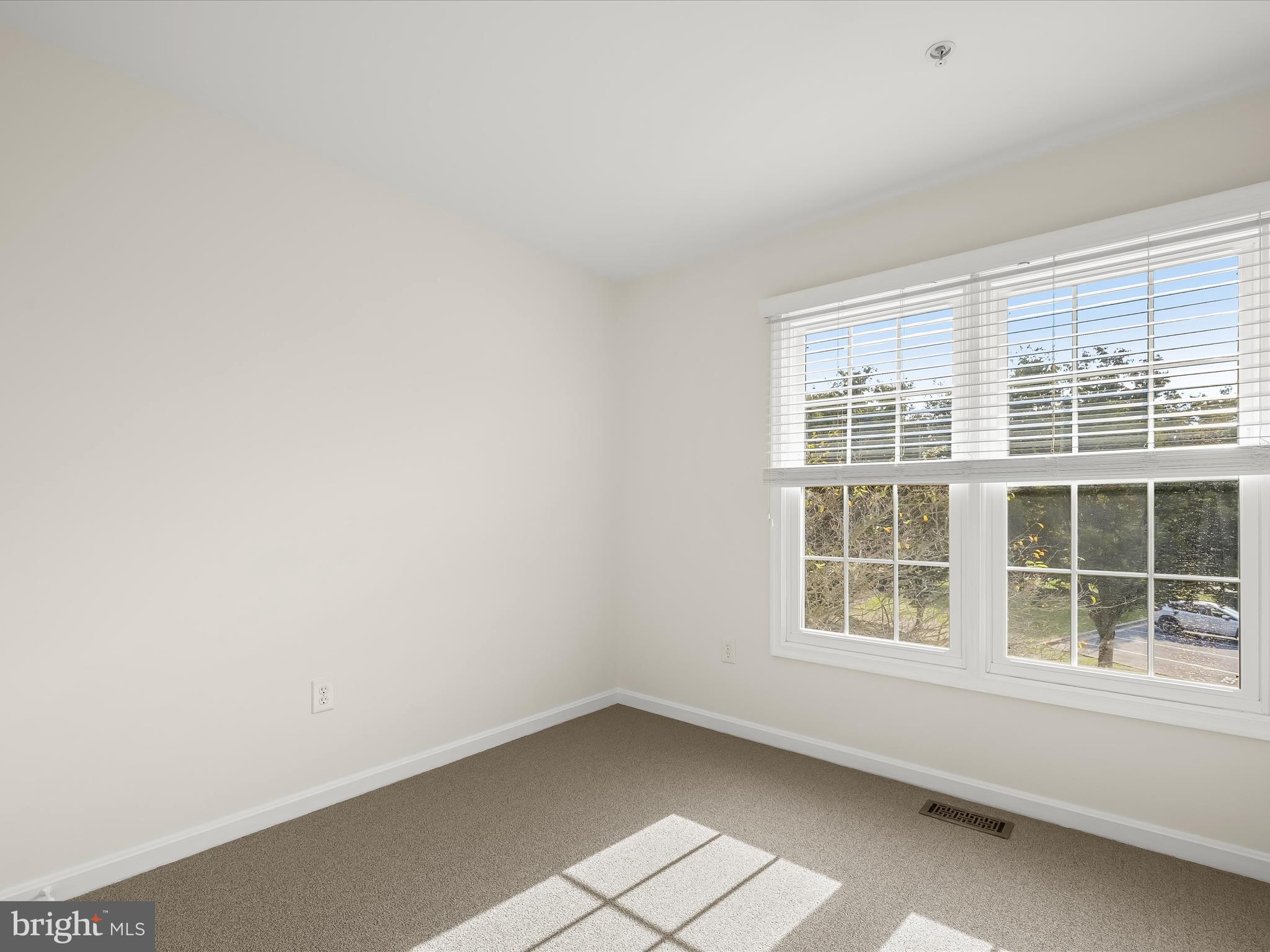 NORTH SHORE - Residential