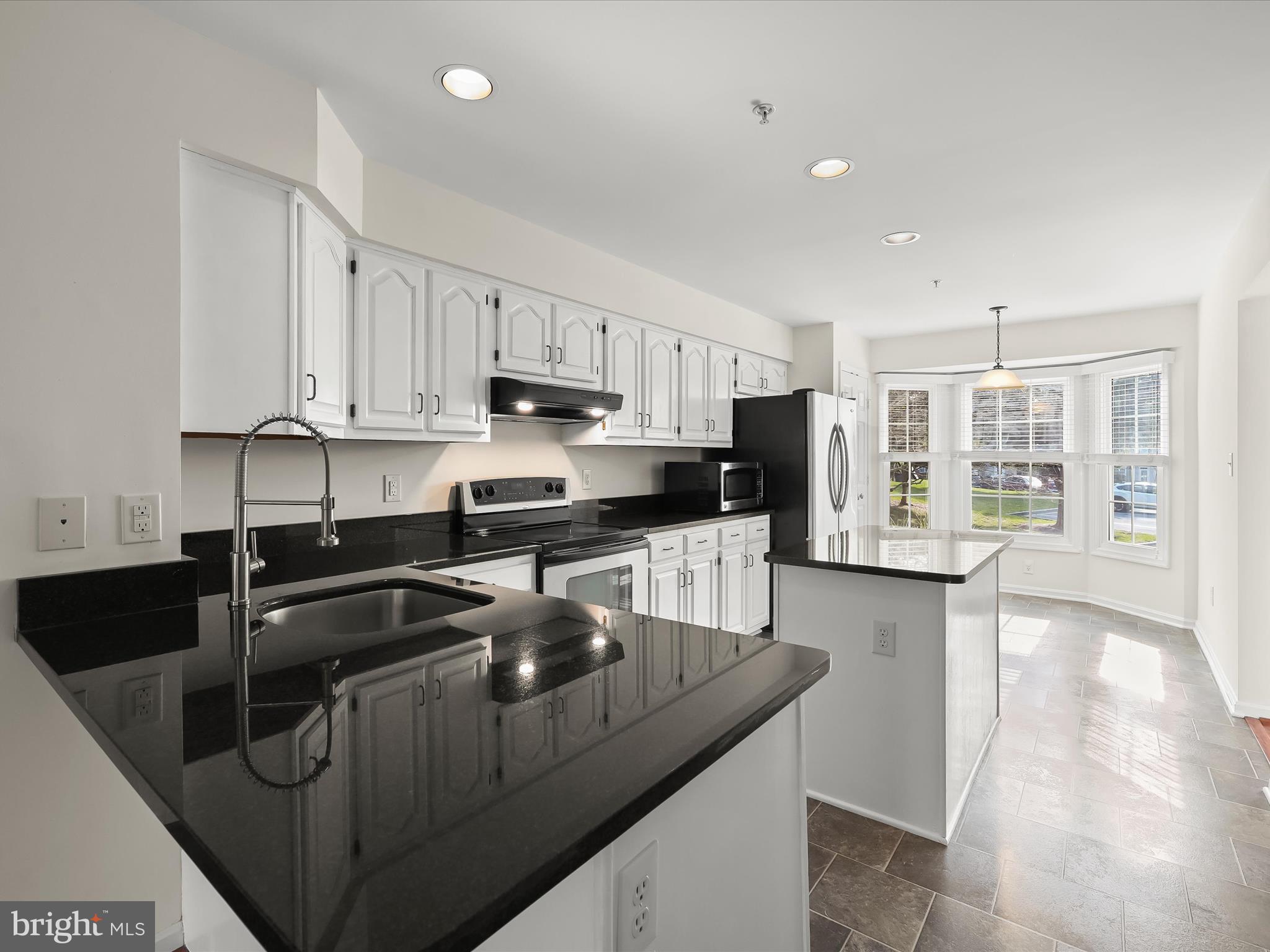 NORTH SHORE - Residential