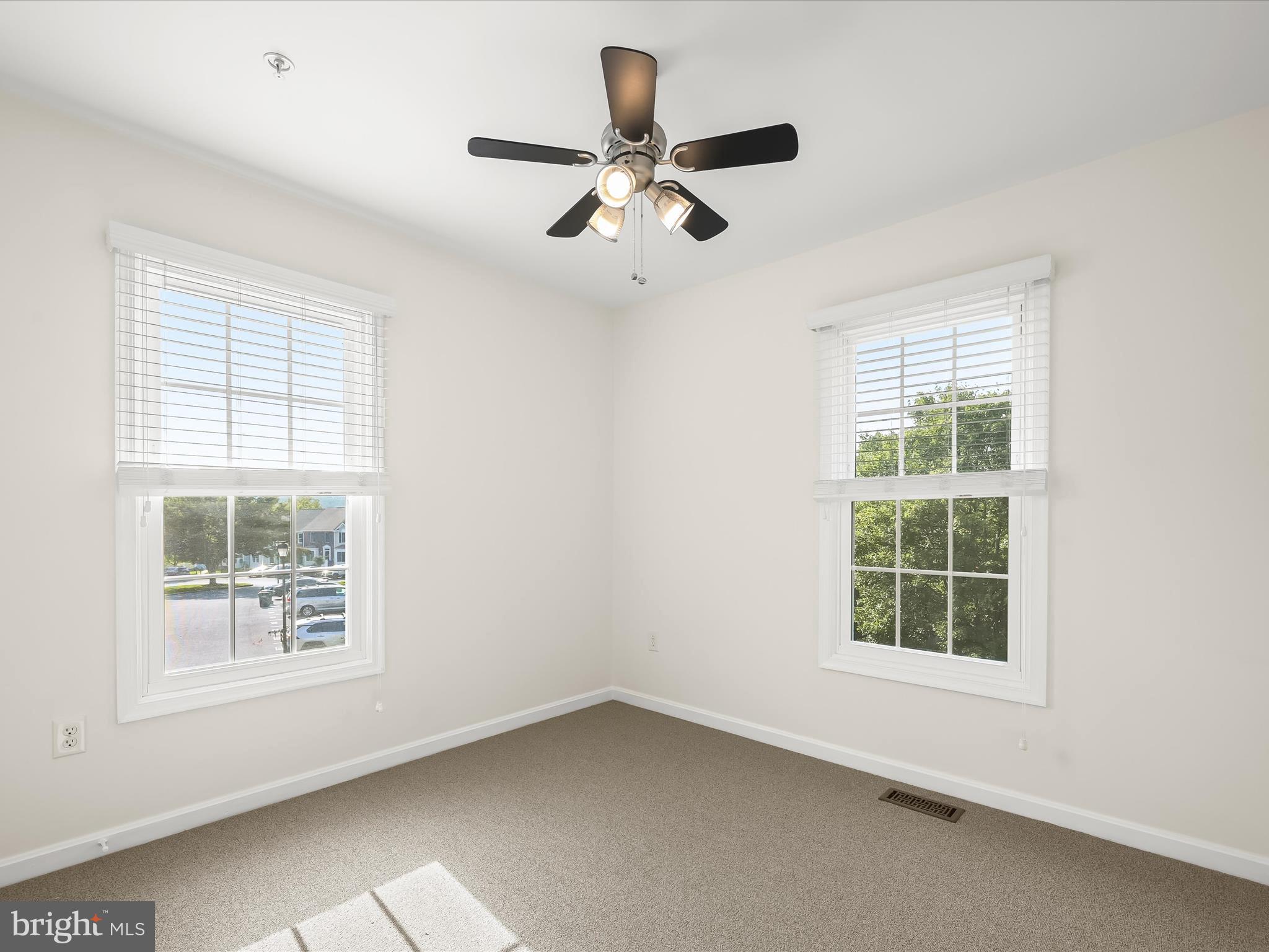 NORTH SHORE - Residential