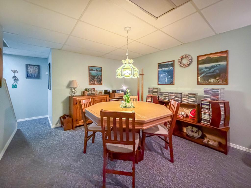 MONTGOMERY GLEN - Residential