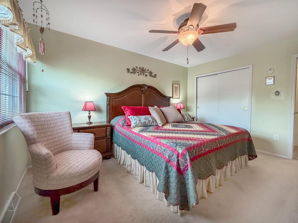 MONTGOMERY GLEN - Residential