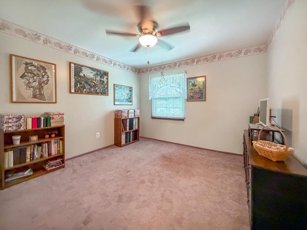 MONTGOMERY GLEN - Residential