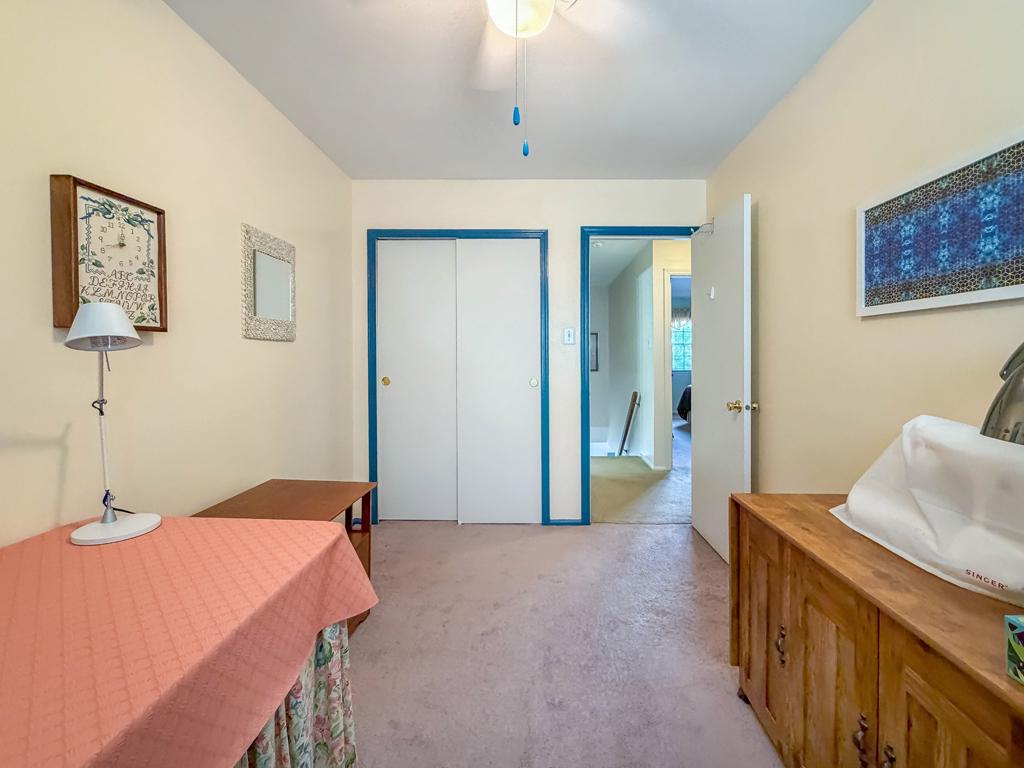 MONTGOMERY GLEN - Residential