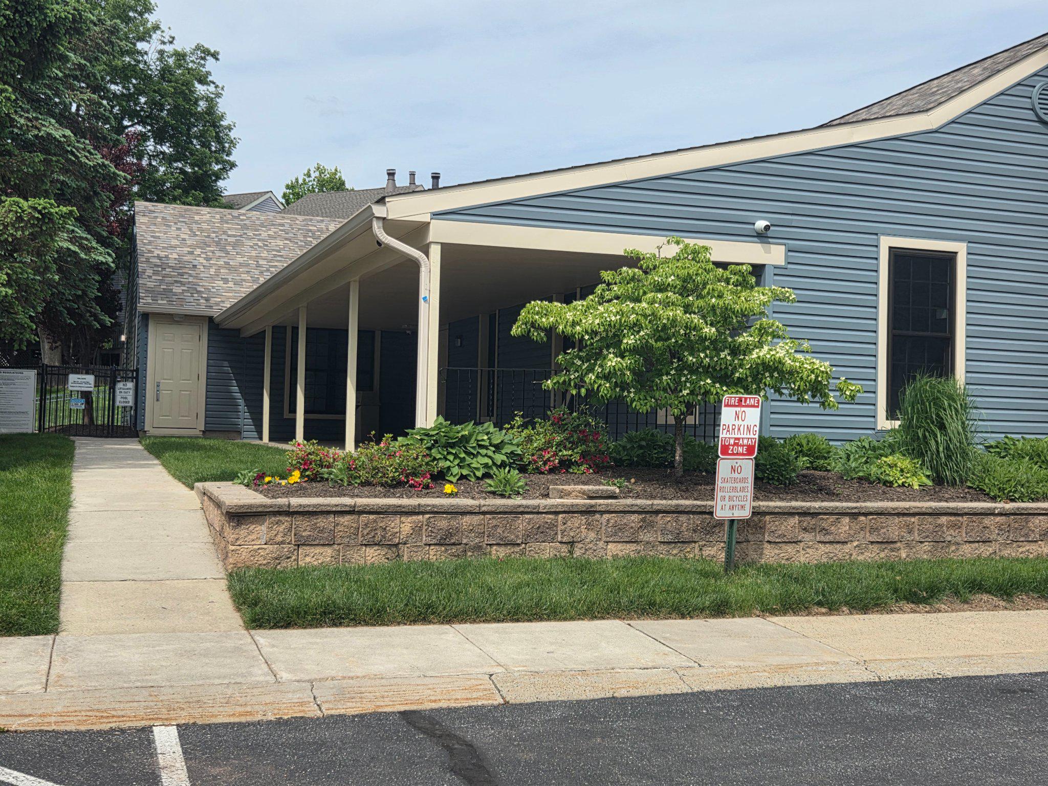 MONTGOMERY GLEN - Residential