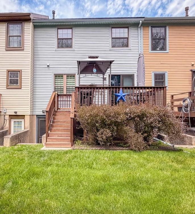 MONTGOMERY GLEN - Residential