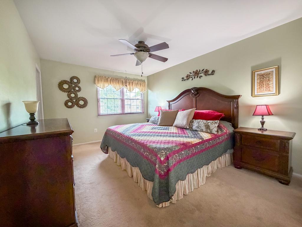MONTGOMERY GLEN - Residential