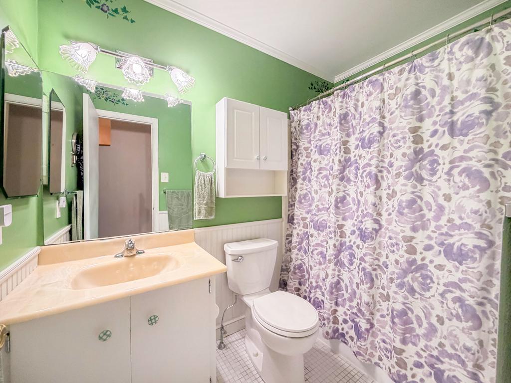MONTGOMERY GLEN - Residential