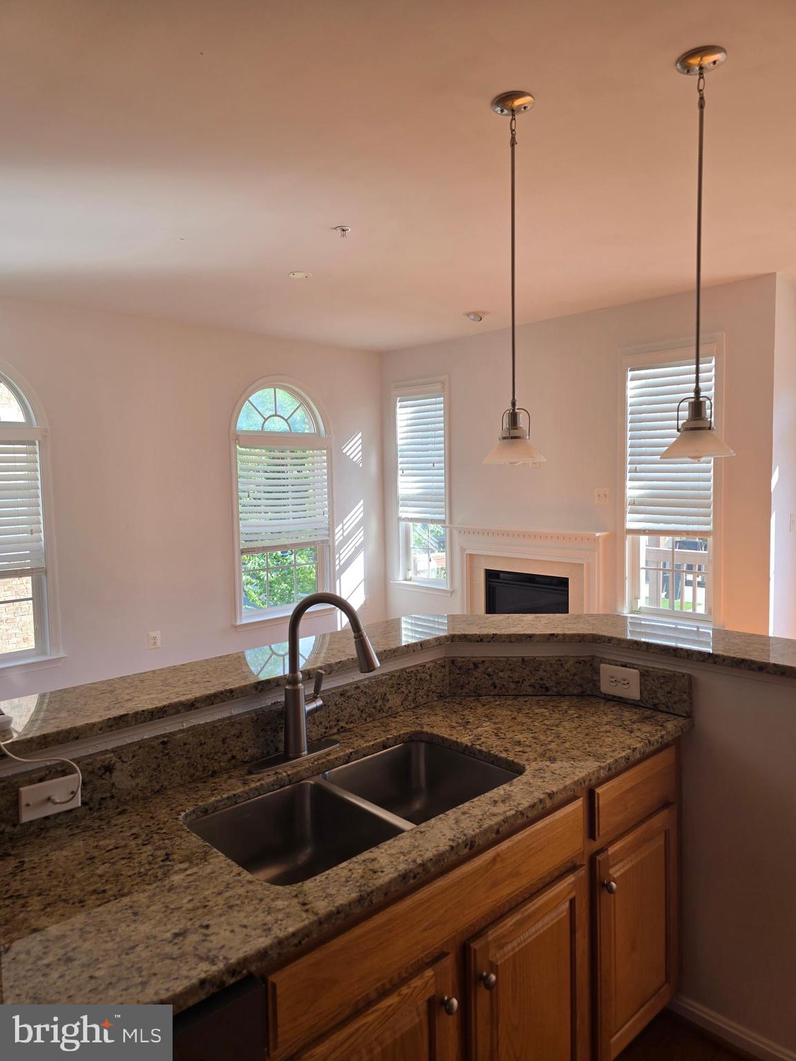 RETREAT AT FAIRWOOD TOWN - Residential Lease