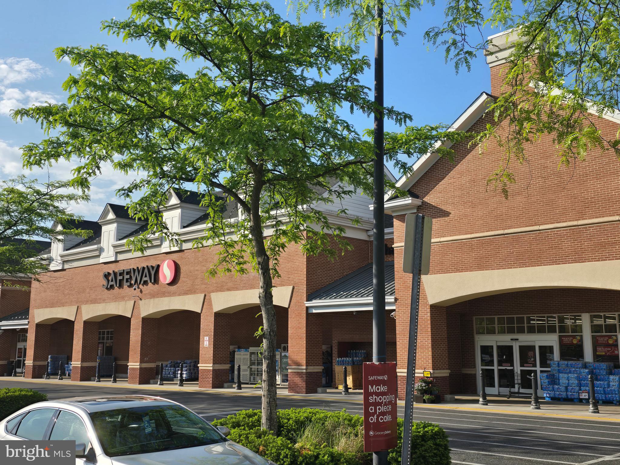 RETREAT AT FAIRWOOD TOWN - Residential Lease