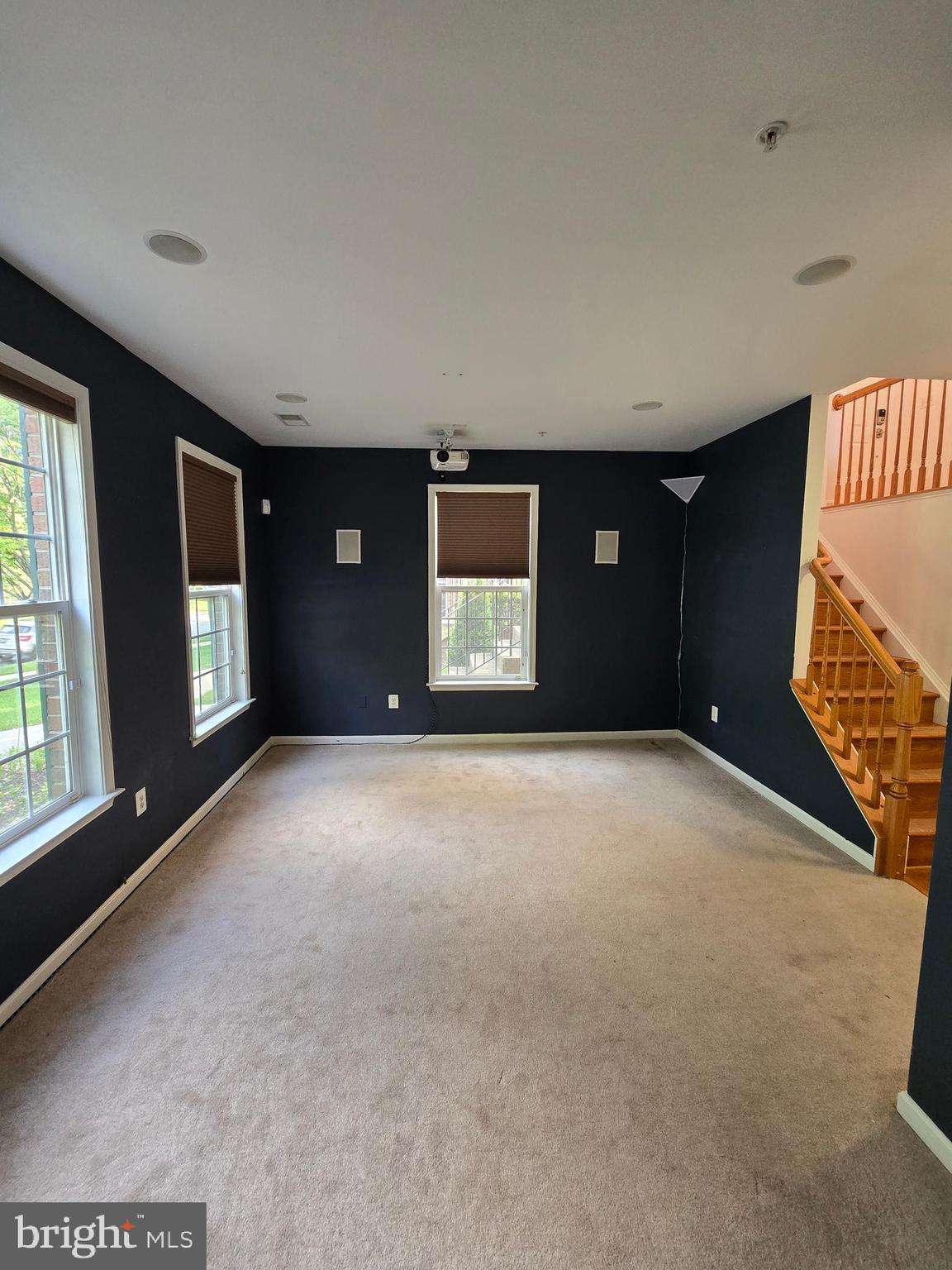 RETREAT AT FAIRWOOD TOWN - Residential Lease