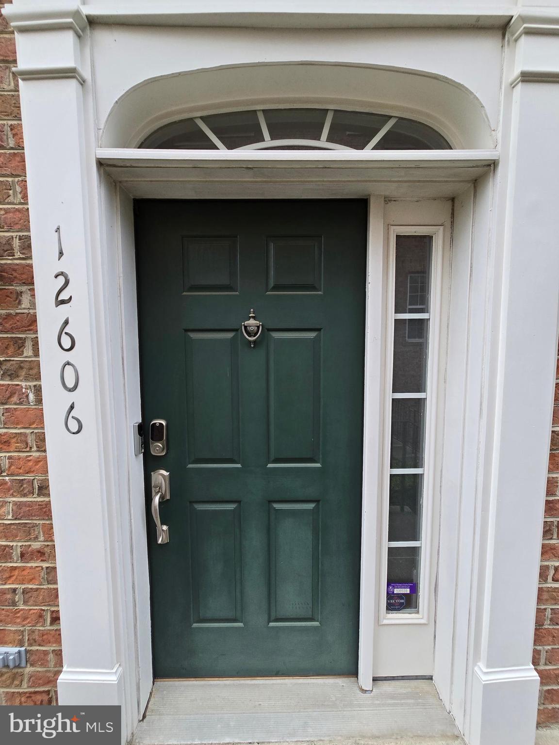 RETREAT AT FAIRWOOD TOWN - Residential Lease