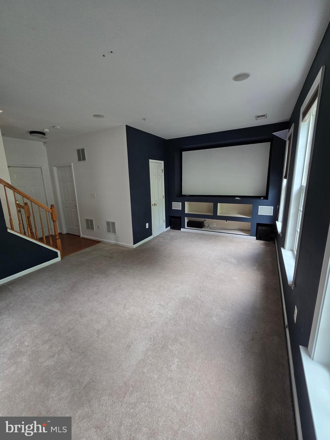 RETREAT AT FAIRWOOD TOWN - Residential Lease