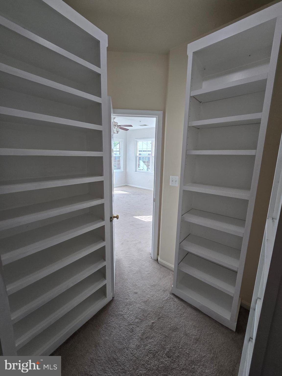 RETREAT AT FAIRWOOD TOWN - Residential Lease