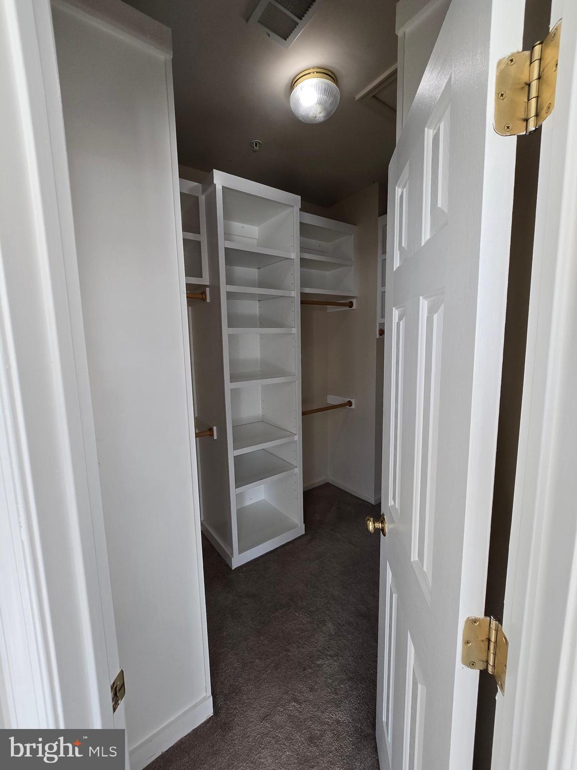 RETREAT AT FAIRWOOD TOWN - Residential Lease