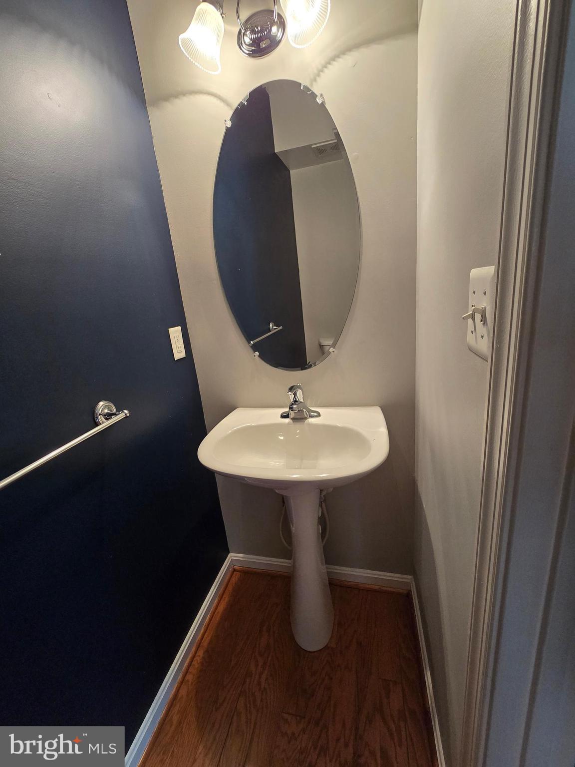 RETREAT AT FAIRWOOD TOWN - Residential Lease