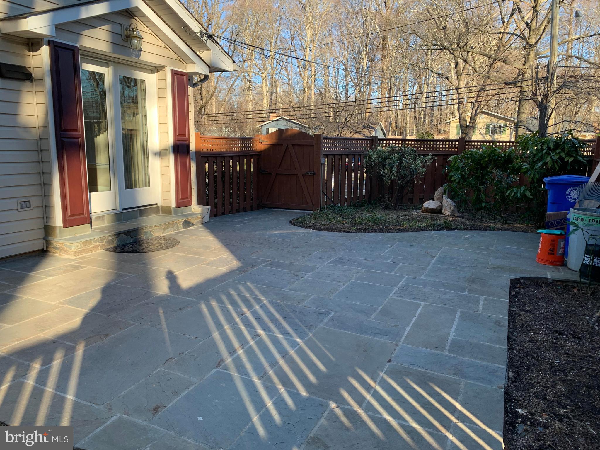 BEL PRE WOODS - Residential Lease