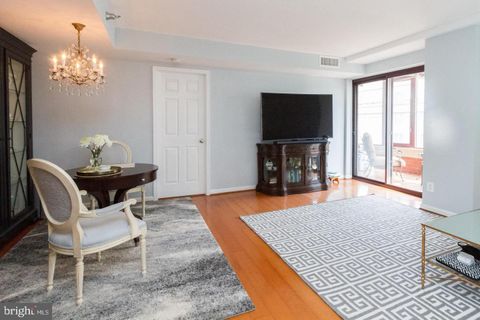 2400 CLARENDON BOULEVARD 906 ARLINGTON VA 22201